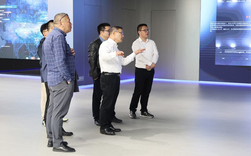 北京化工大学王峥教授接见巅峰国际官网进行产学研技术互换